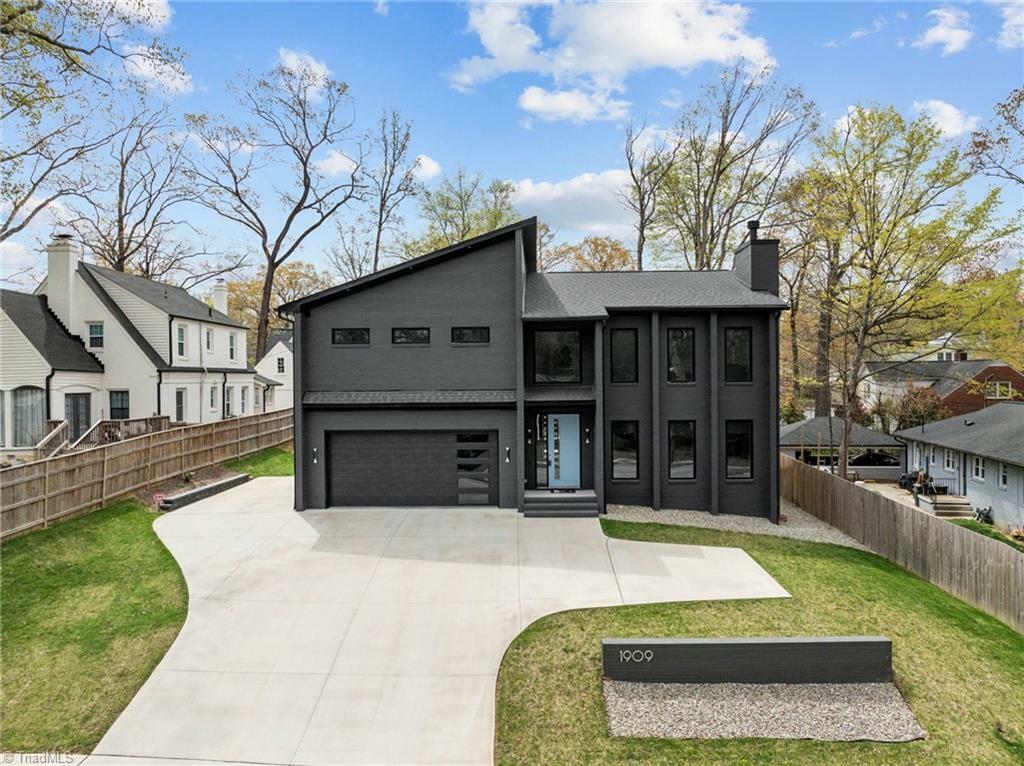 Property Photo: 1909 W Friendly Avenue NC 27403