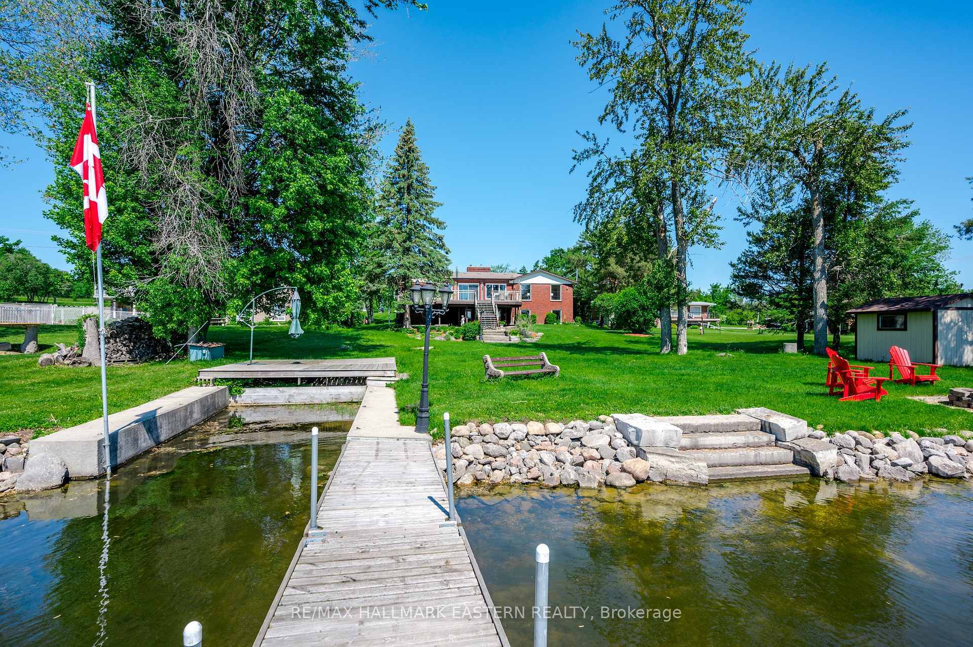 Property Photo: 1121 Connaught Drive ON K0L 1T0
