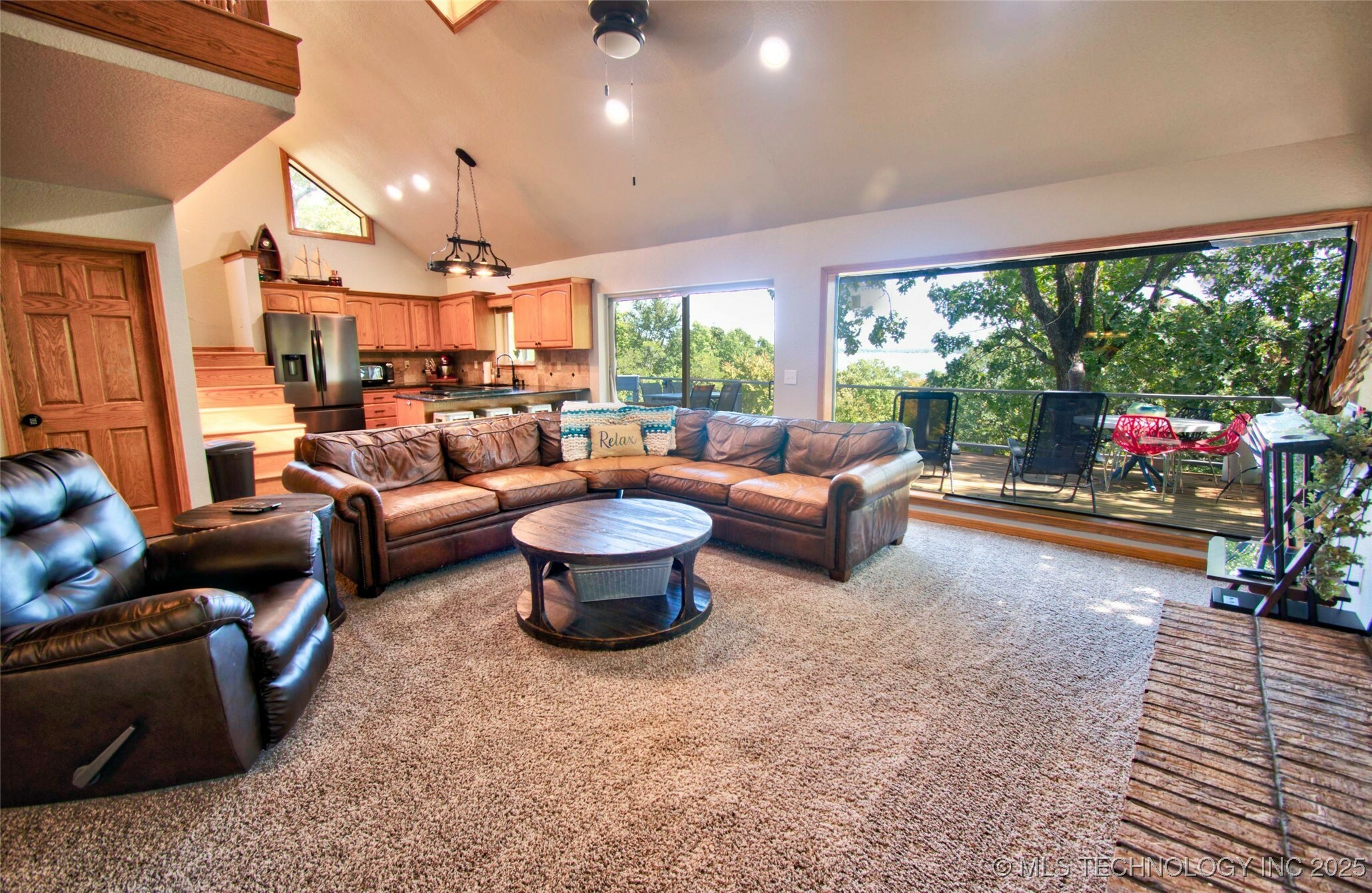 Property Photo: 1048 Robin Hood Road OK 74432