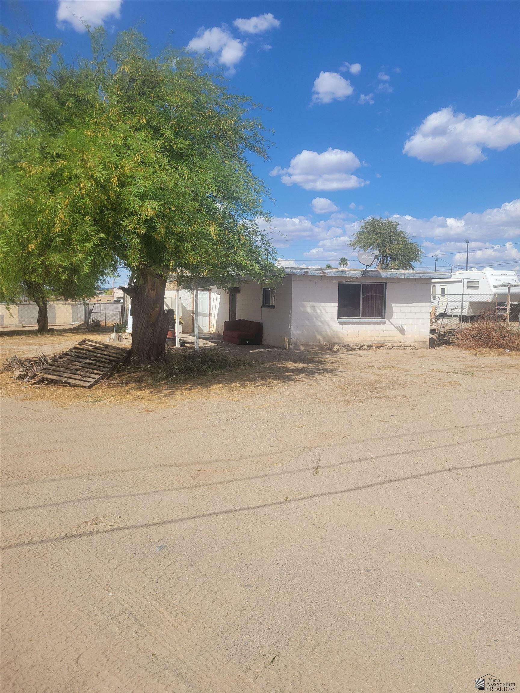 Property Photo: 1380 W 8 Pl AZ 85364-3617