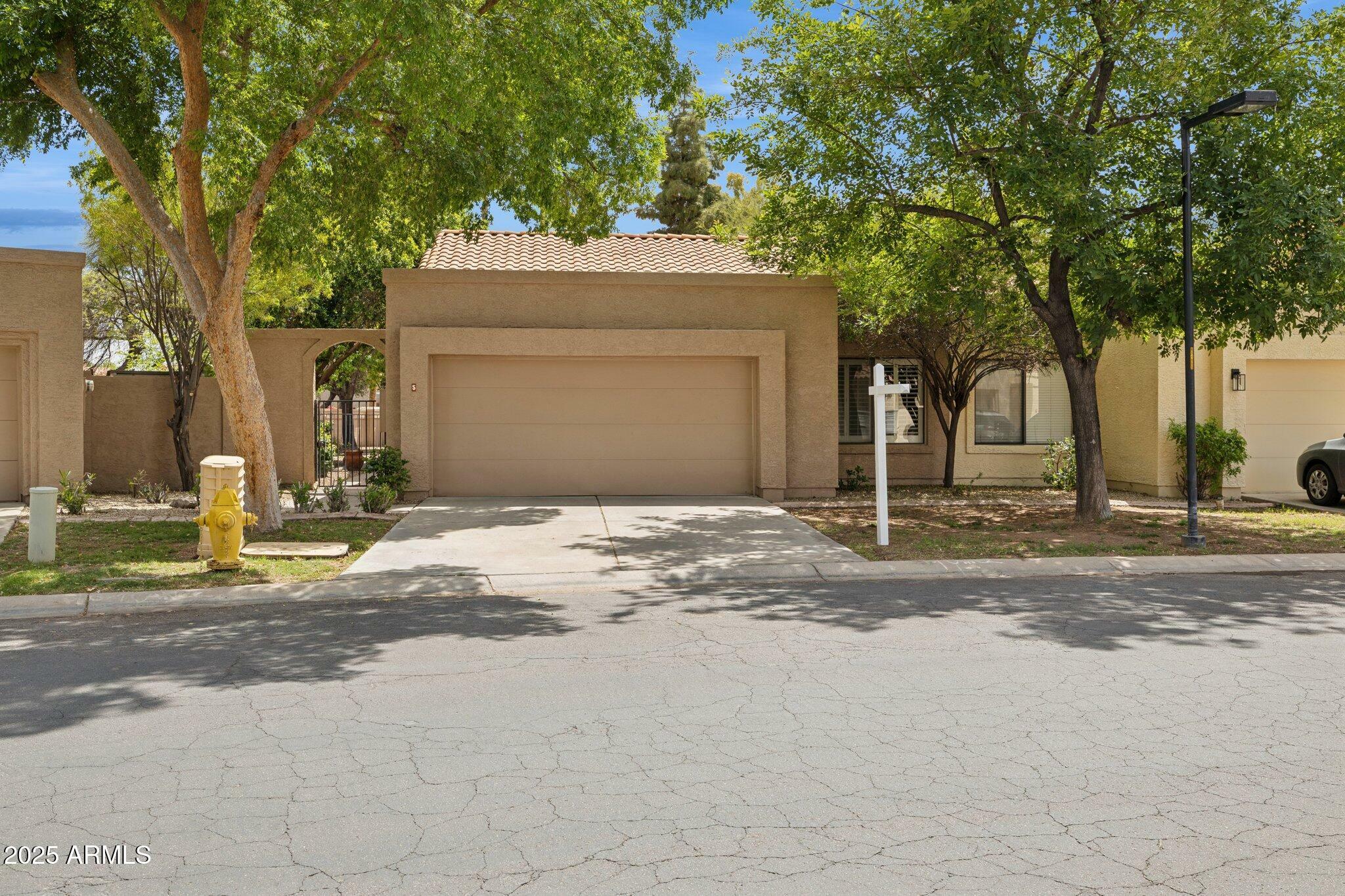 Property Photo:  5 W Ranch Road  AZ 85284 