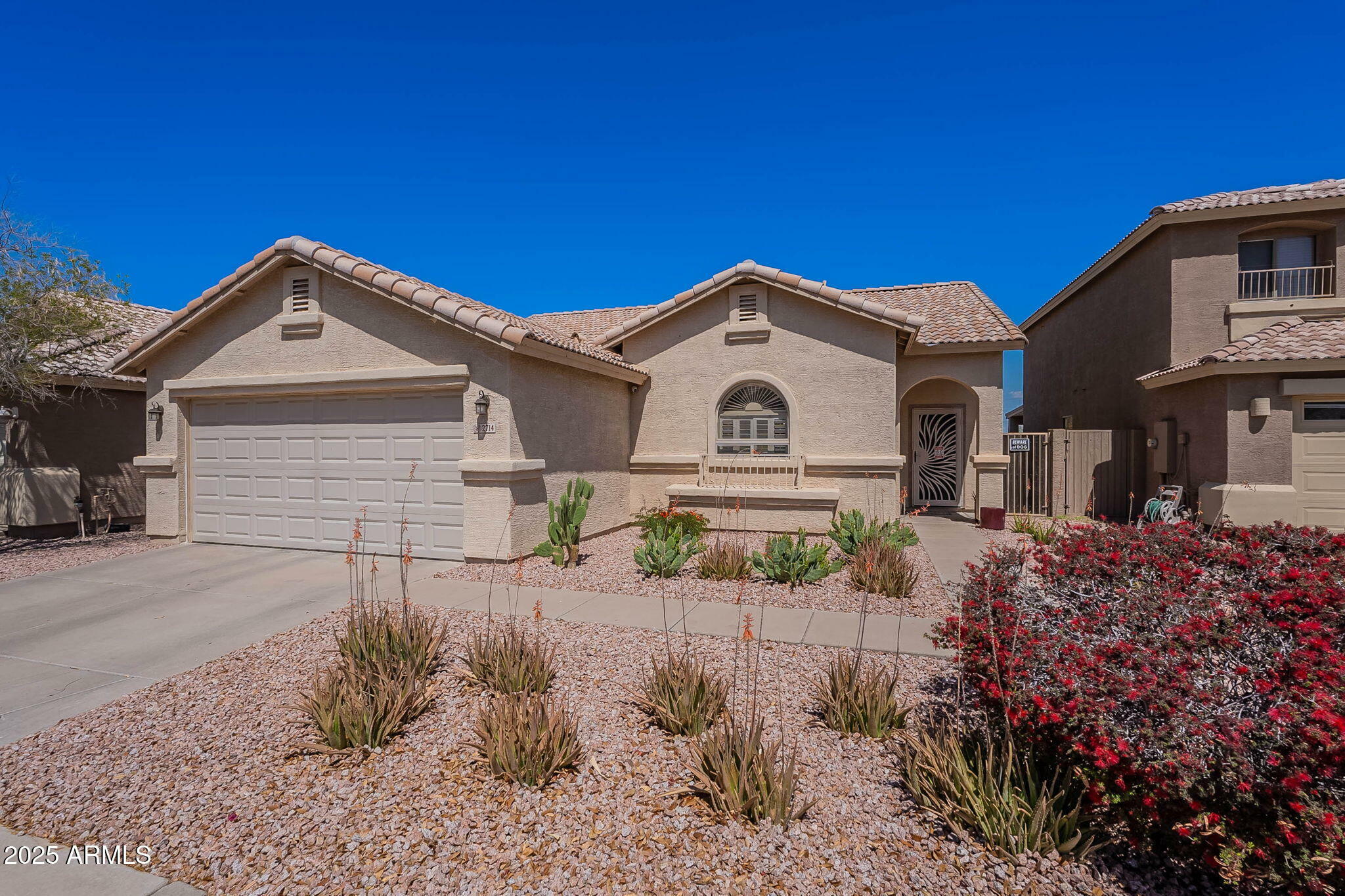 Property Photo: 2714 E Valencia Drive AZ 85042