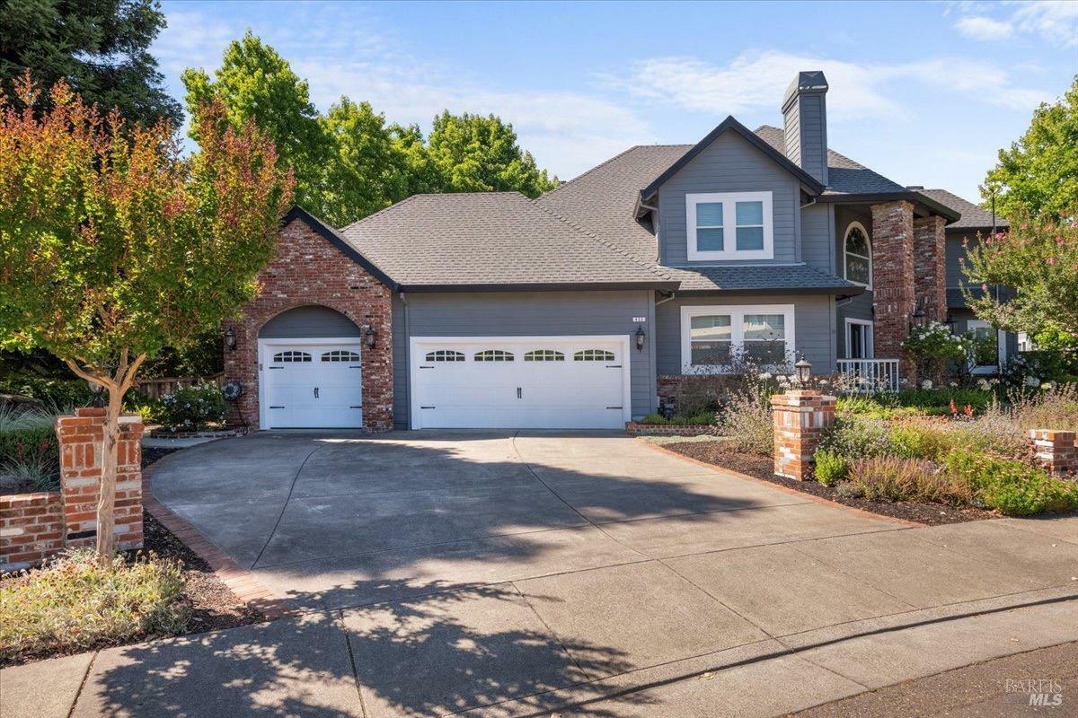 Property Photo: 433 Tee Court CA 95448