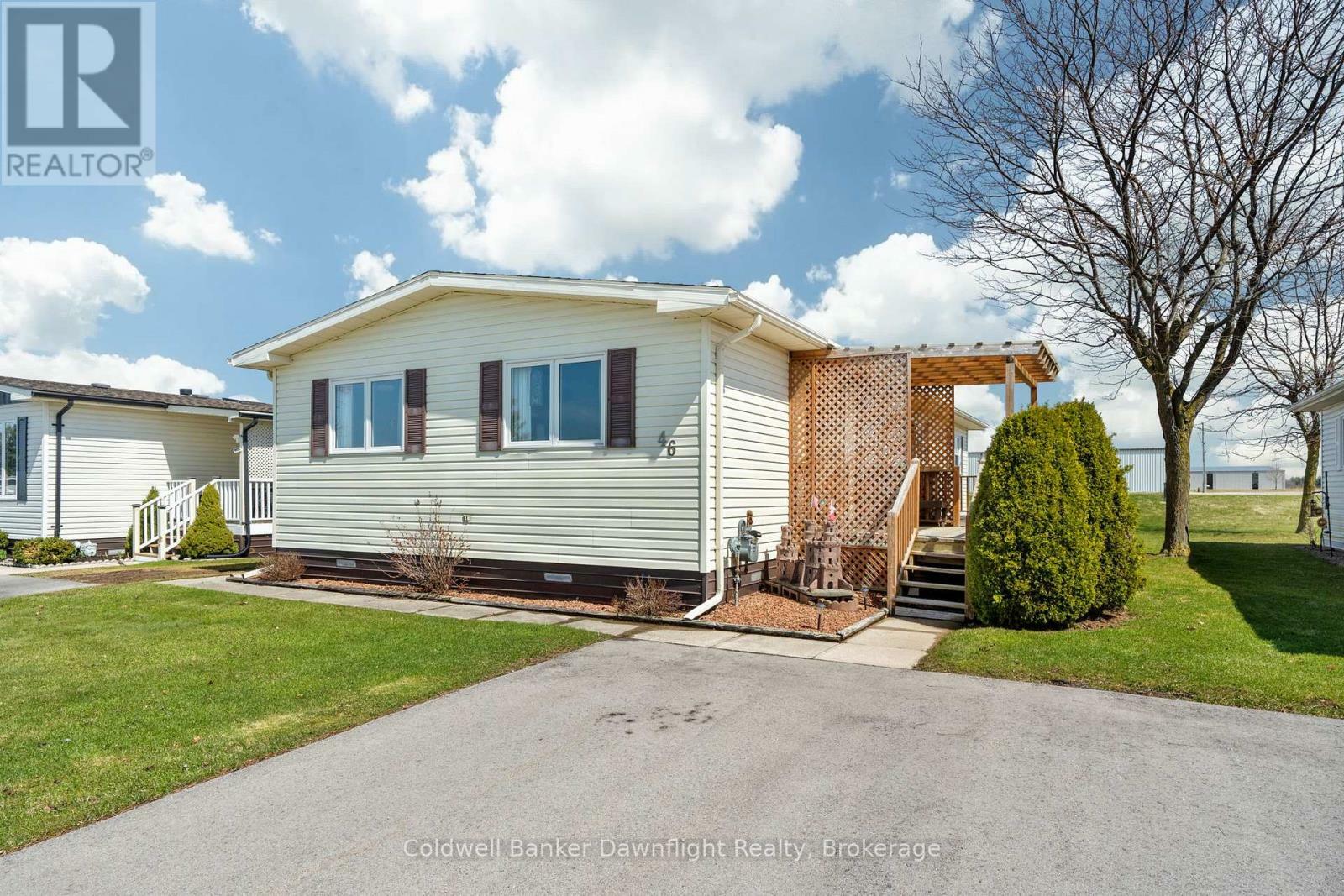 Property Photo: 46 Redford Drive ON N0M 1S3