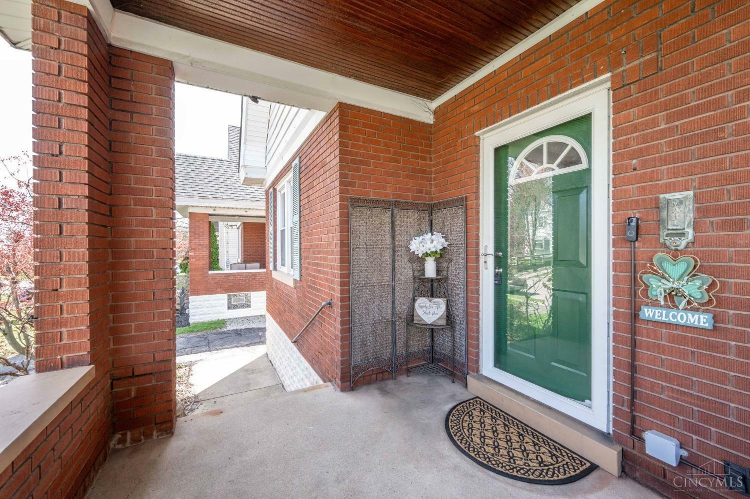 Property Photo: 3221 Phoenix Avenue OH 45211