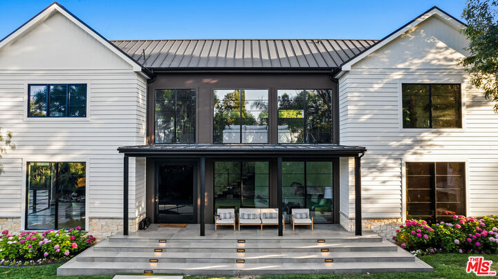 Property Photo: 18762 Wells Dr CA 91356