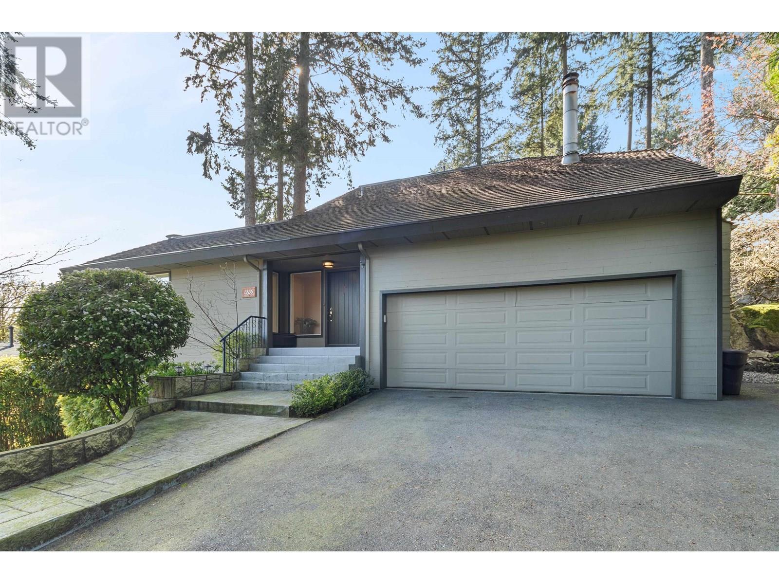 Property Photo:  4635 Caulfeild Drive  BC V7W 1E9 