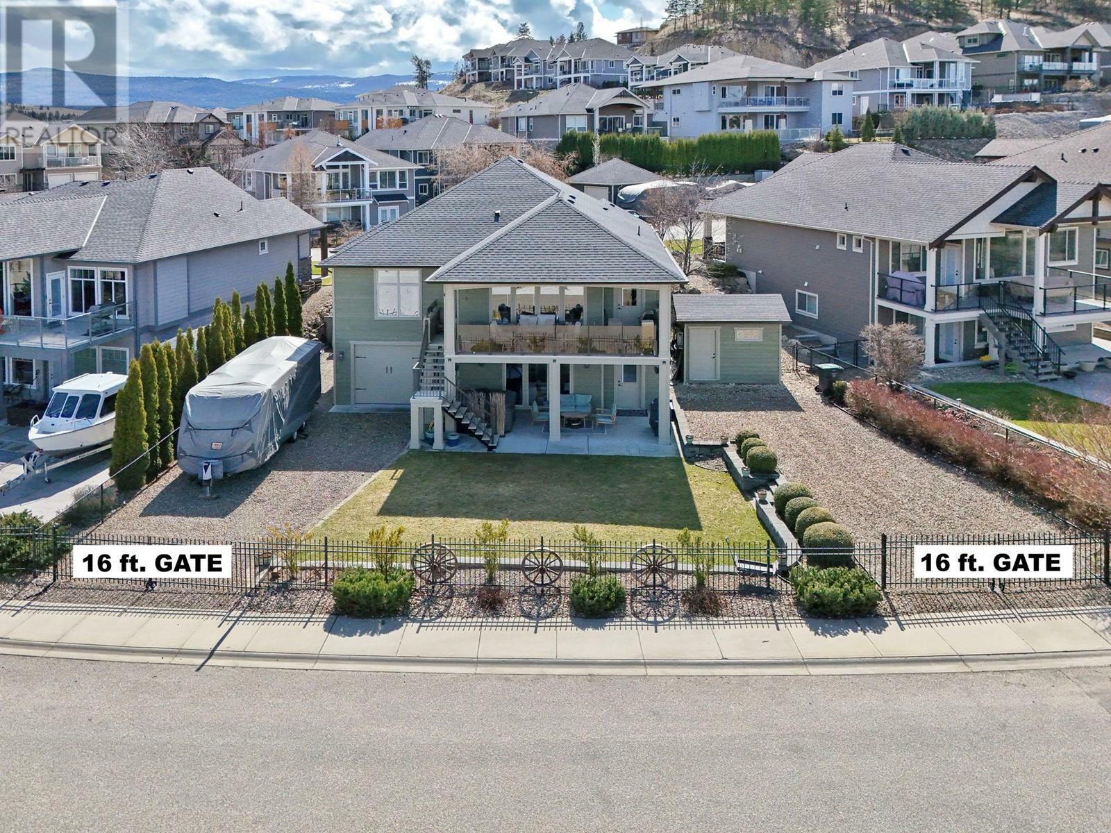 Property Photo:  338 Prestwick Lane  BC V1P 1R7 
