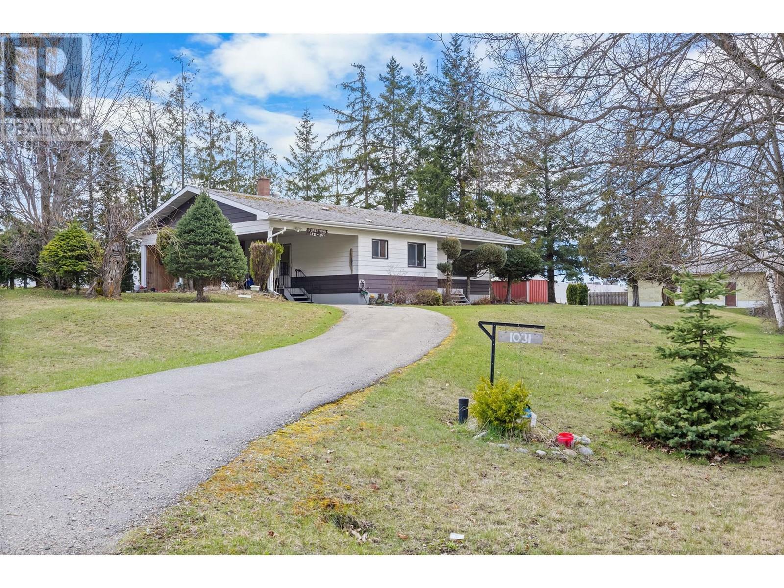 Photo de la propriété:  1031 7th  N Avenue  BC V0B 1G6 