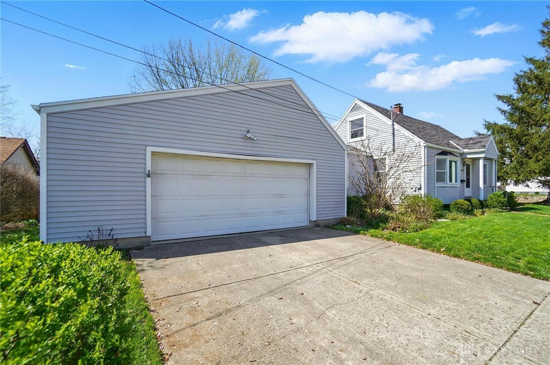 Property Photo: 545 N Poplar Street OH 45449
