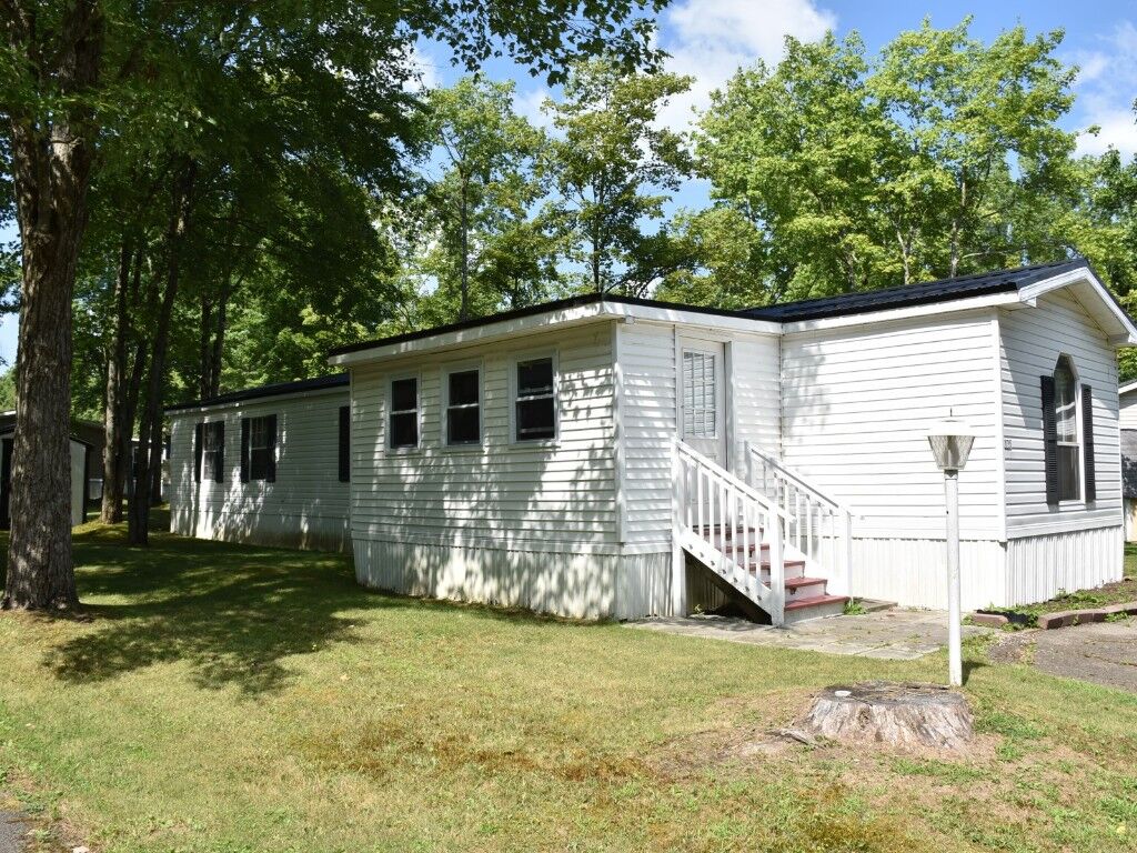 Property Photo: 10385 Center Drive PA 16335