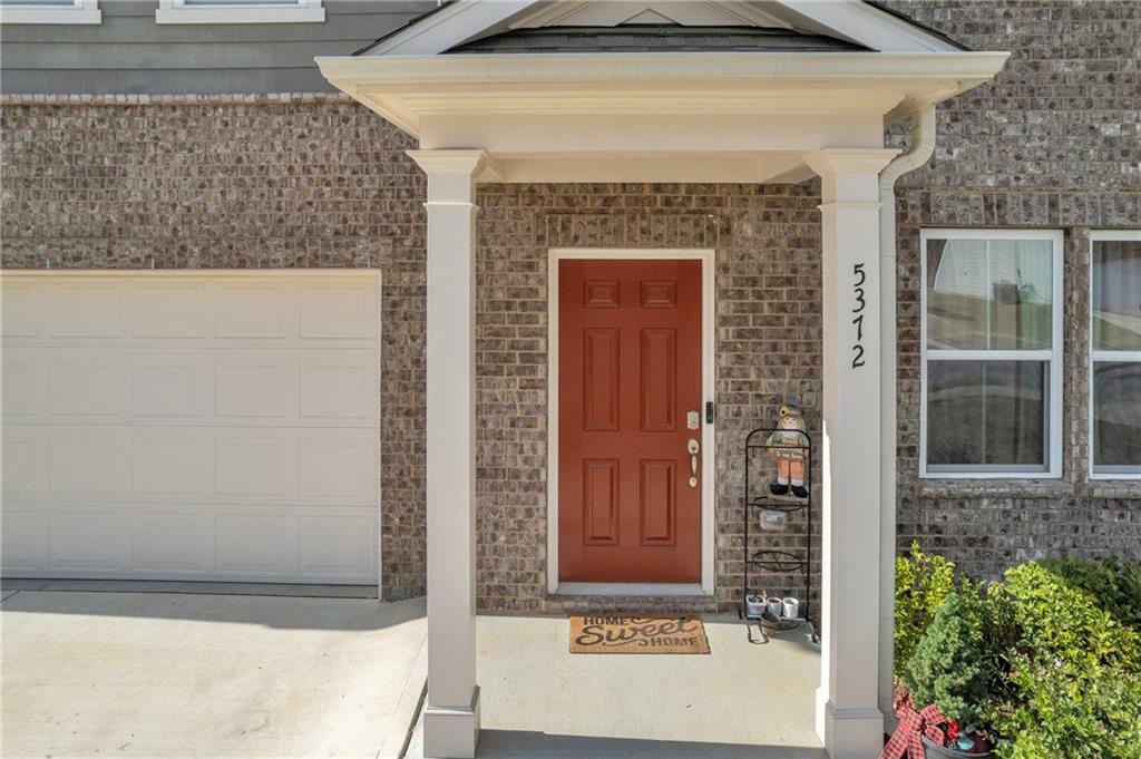 Property Photo: 5372 Fountain Head Lane GA 30011