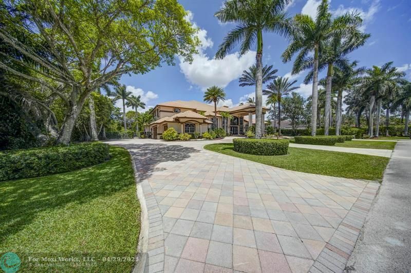 Property Photo:  3828 Pine Lake Dr  FL 33332 