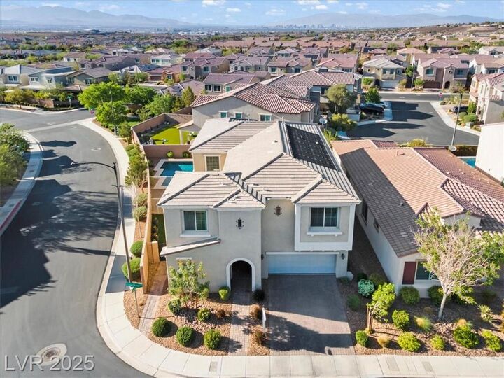 Property Photo: 3062 Echoed Rondel Lane NV 89044
