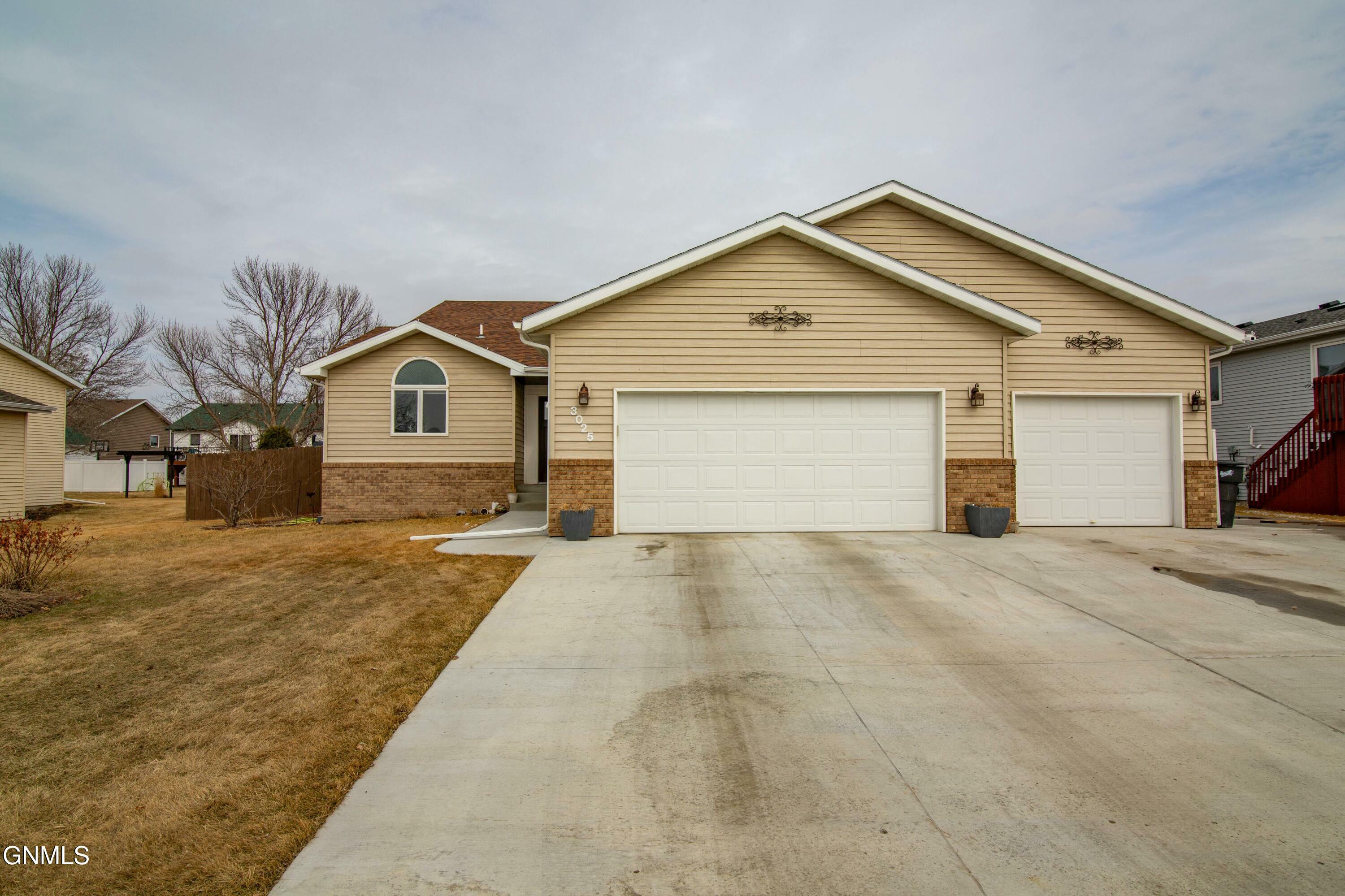 Property Photo: 3025 Illinois Drive ND 58503