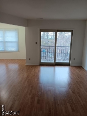 Property Photo: 550 Cross St 3B NJ 07029