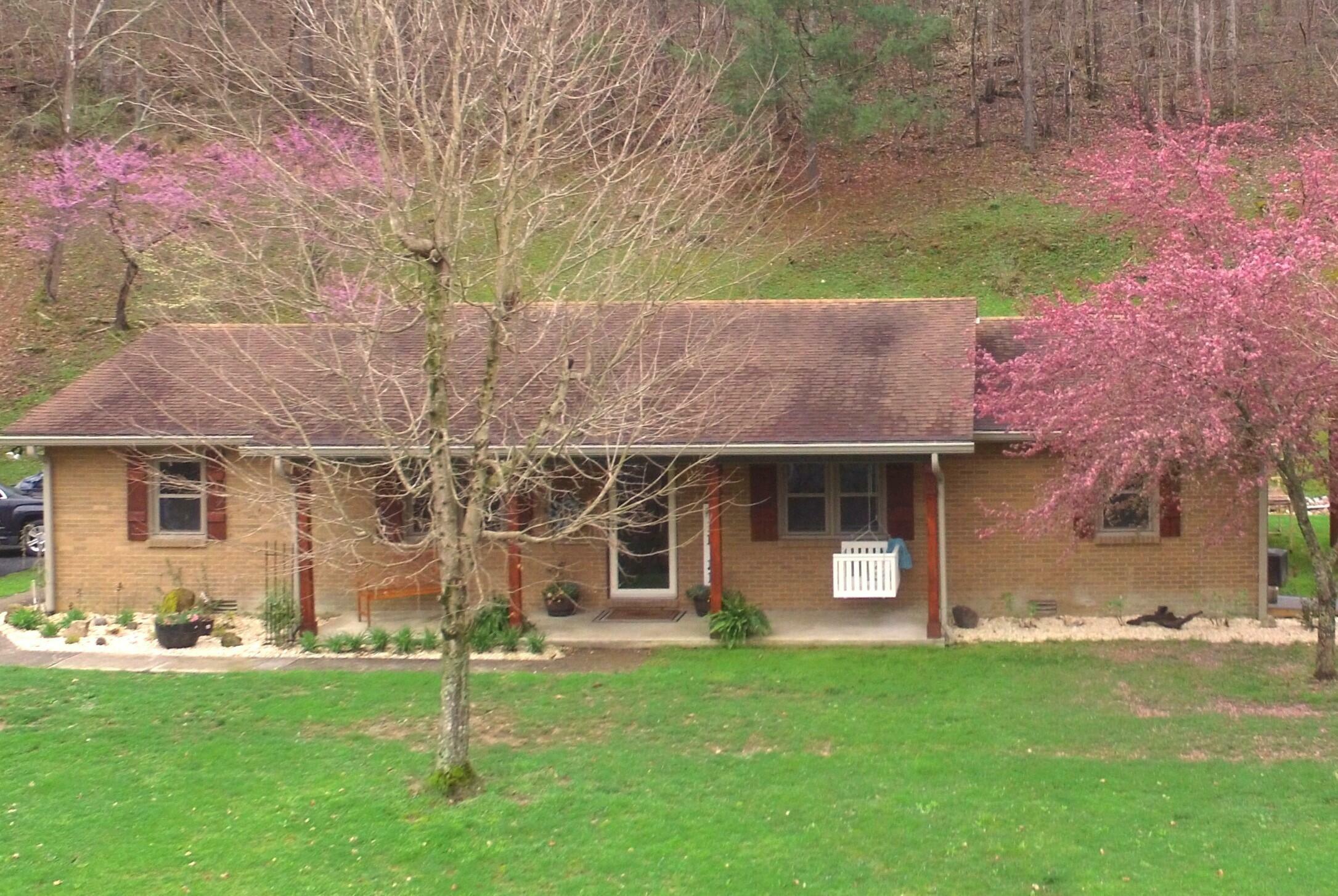 741 South Highway 89  McKee KY 40447 photo