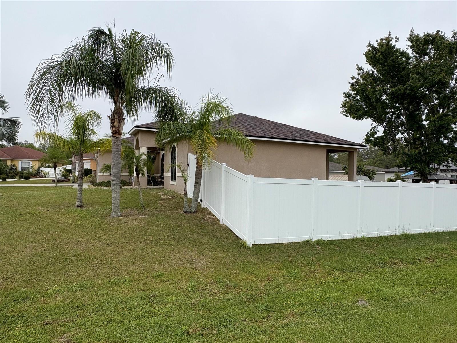 Property Photo: 1500 Fort Meade Place FL 34759