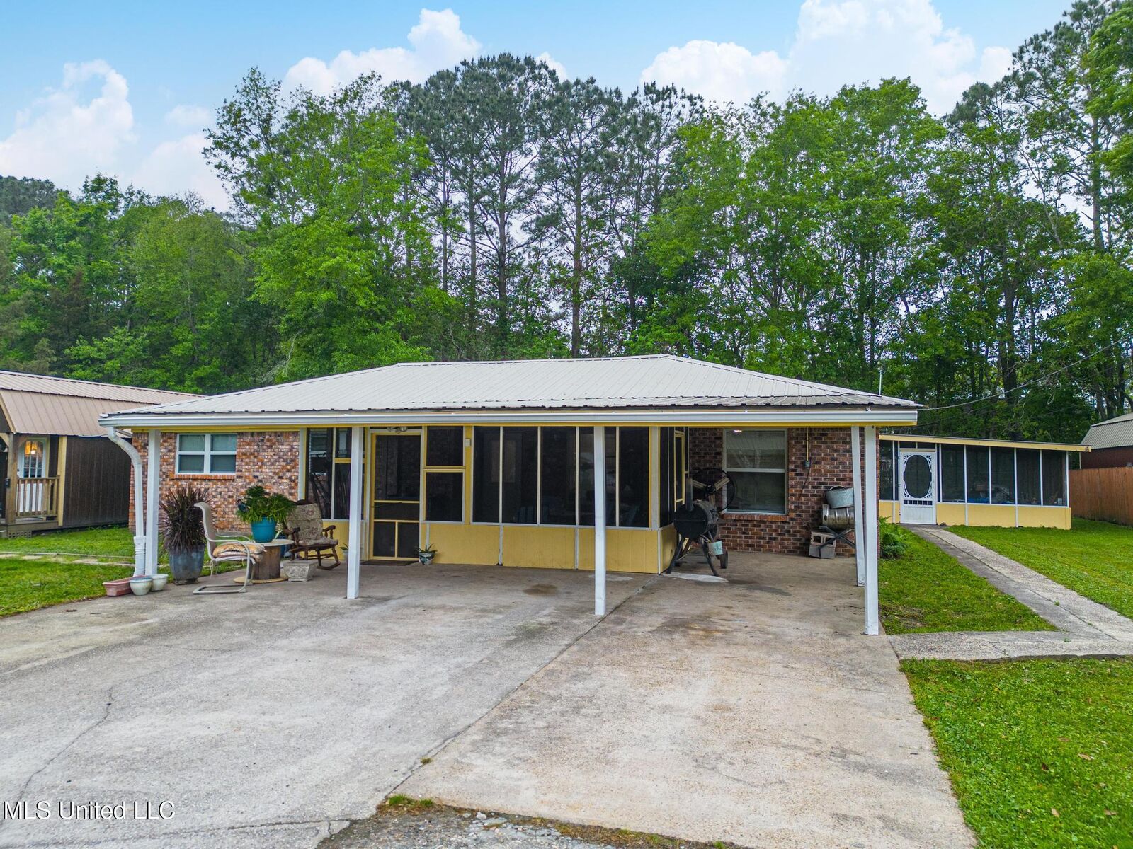 Property Photo: 8301 Sherbrook Street MS 39552