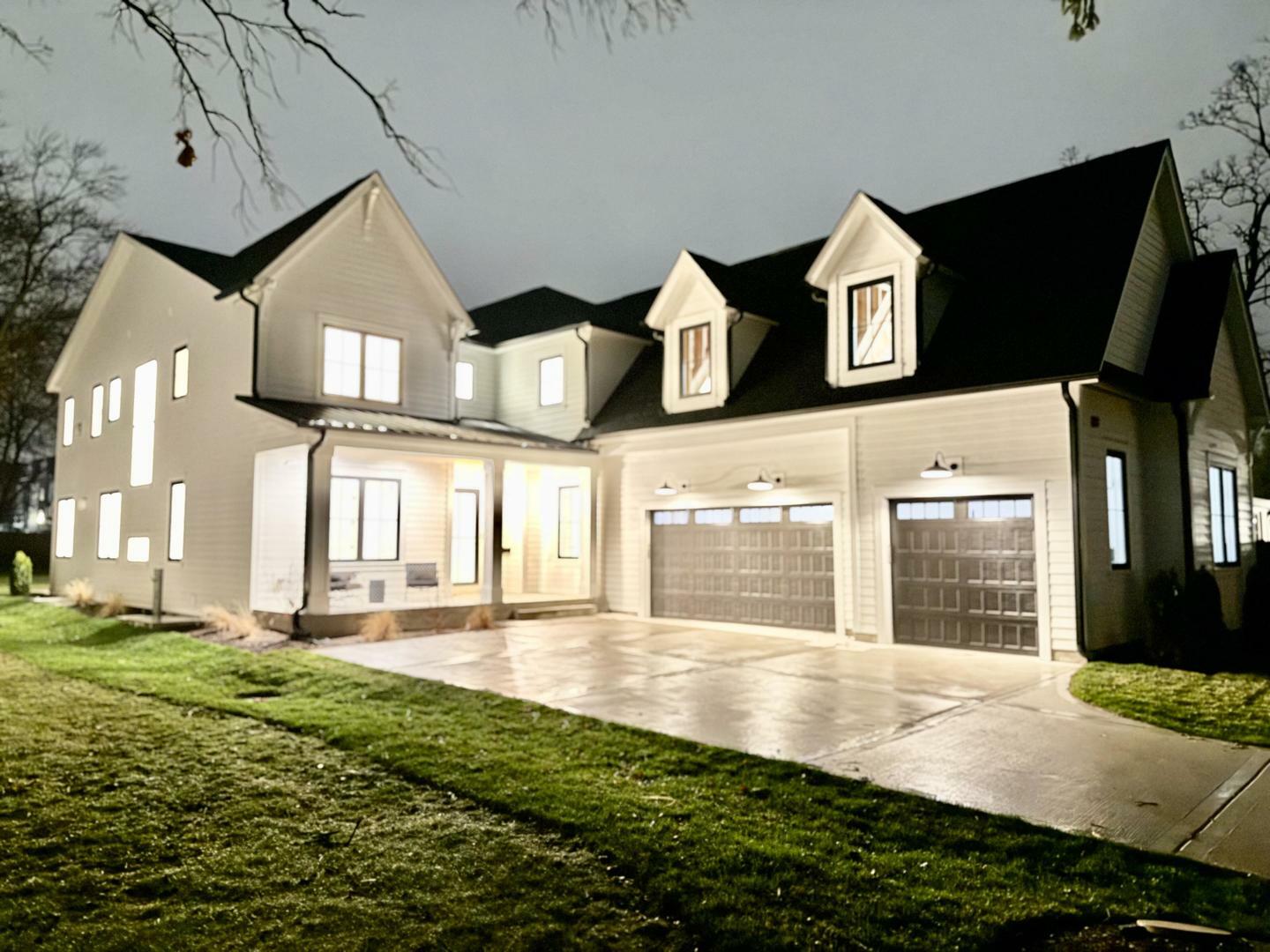 Property Photo: 1758 Chapel Court IL 60062