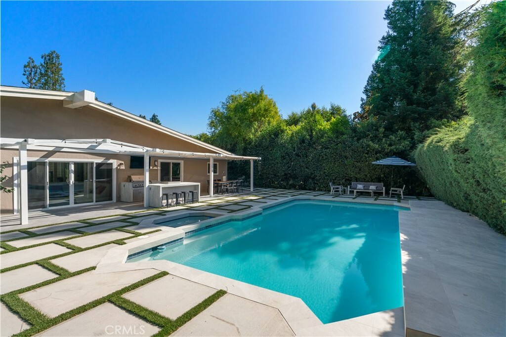 Property Photo:  20351 Wells Drive  CA 91364 