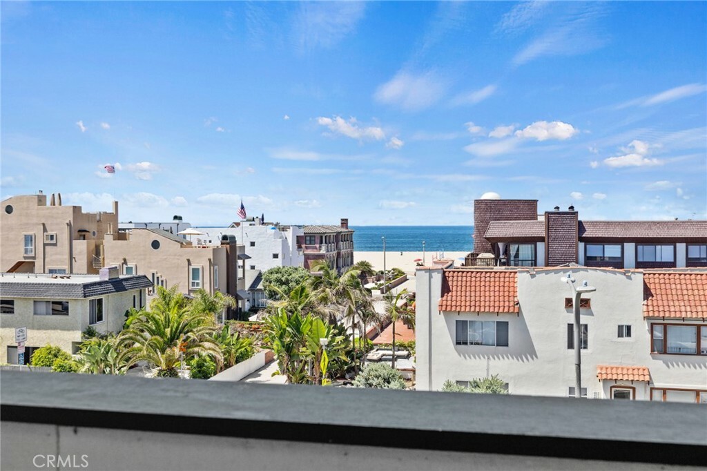 Property Photo:  404 Hermosa Avenue 5  CA 90254 