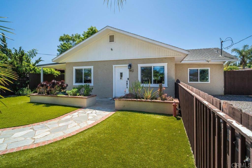 Property Photo:  1612 Hanson Ln  CA 92065 