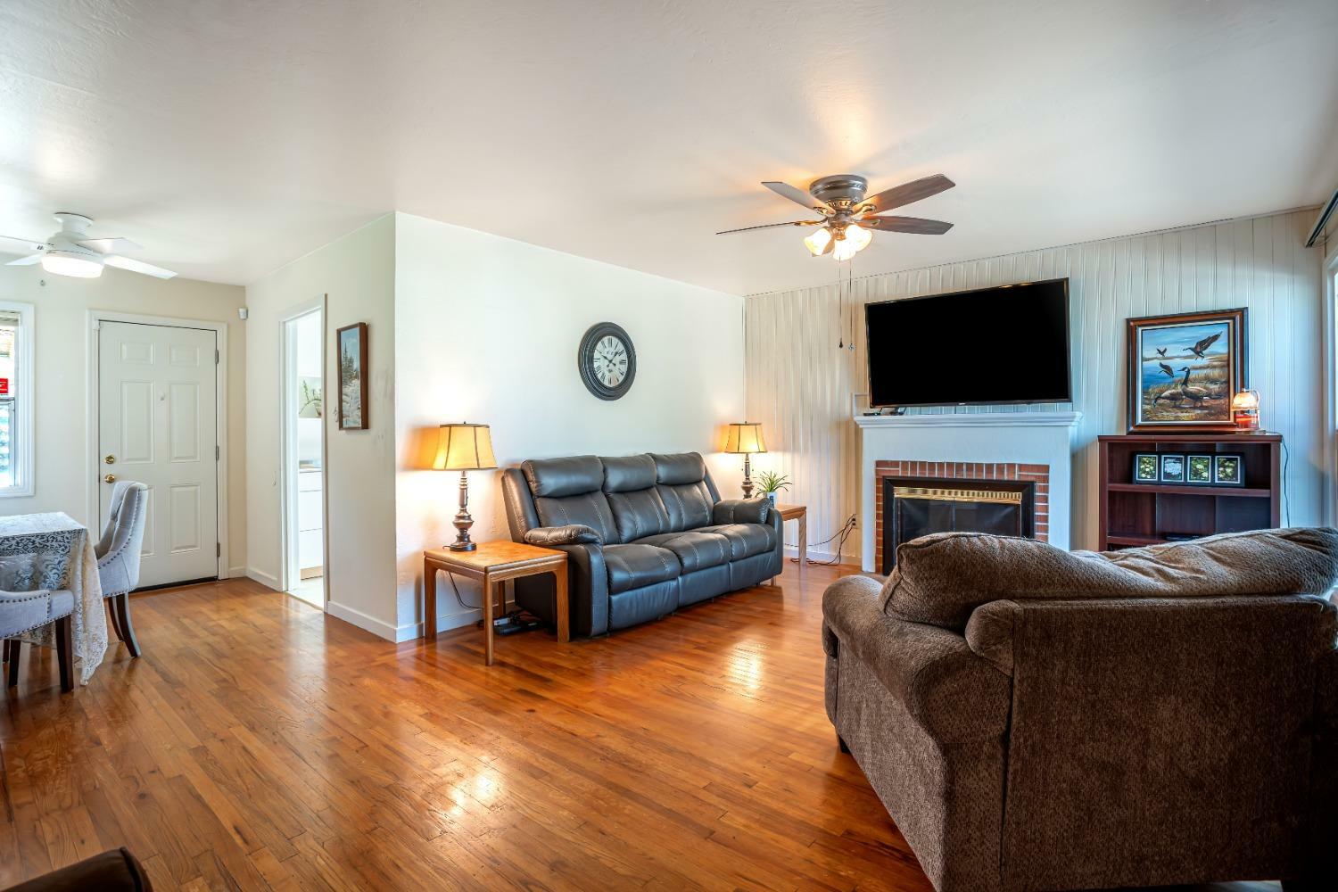 Property Photo: 5441 Michael Way CA 95822