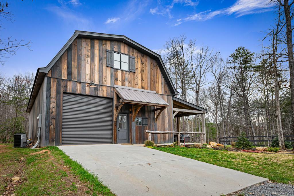 Property Photo: 174 Bear Hollow Drive GA 30559