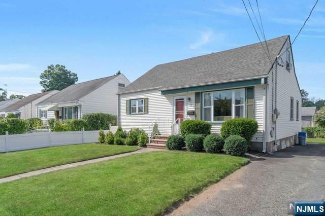 Property Photo:  23 South Drive  NJ 07662 