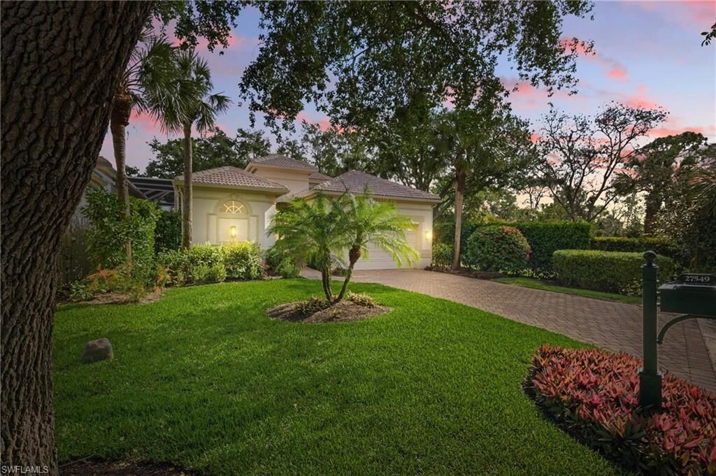 Property Photo: 27549 Riverbank Dr FL 34134