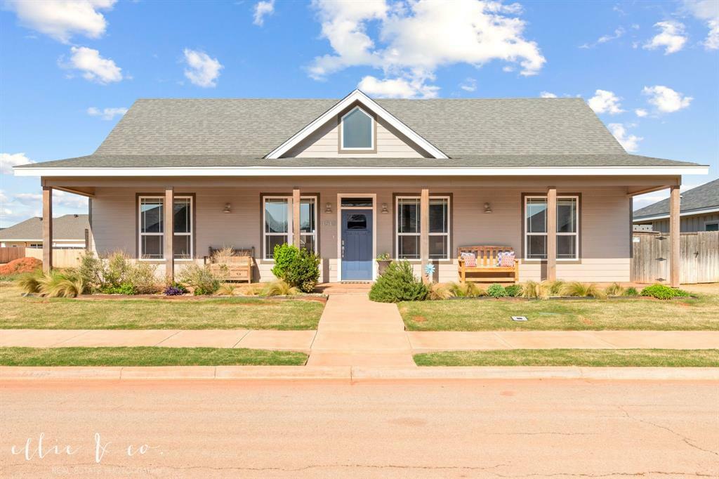 Property Photo: 1518 Old Settlers Way TX 79508