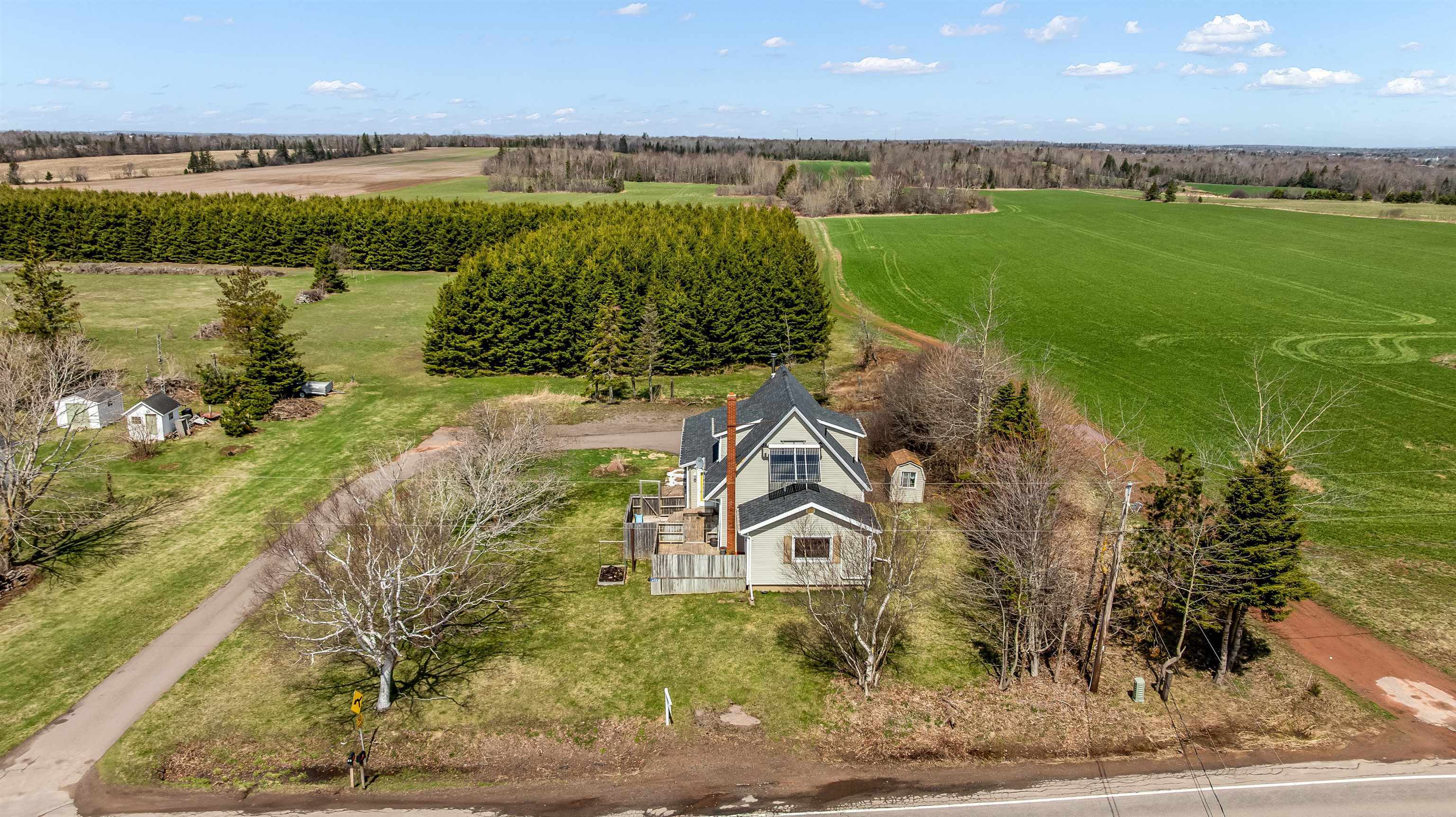 Property Photo: 652 Meadowbank Road PE C0A 1H1