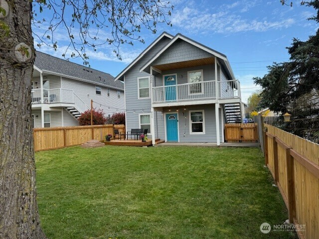 Property Photo:  2424  Orleans Street  WA 98229 