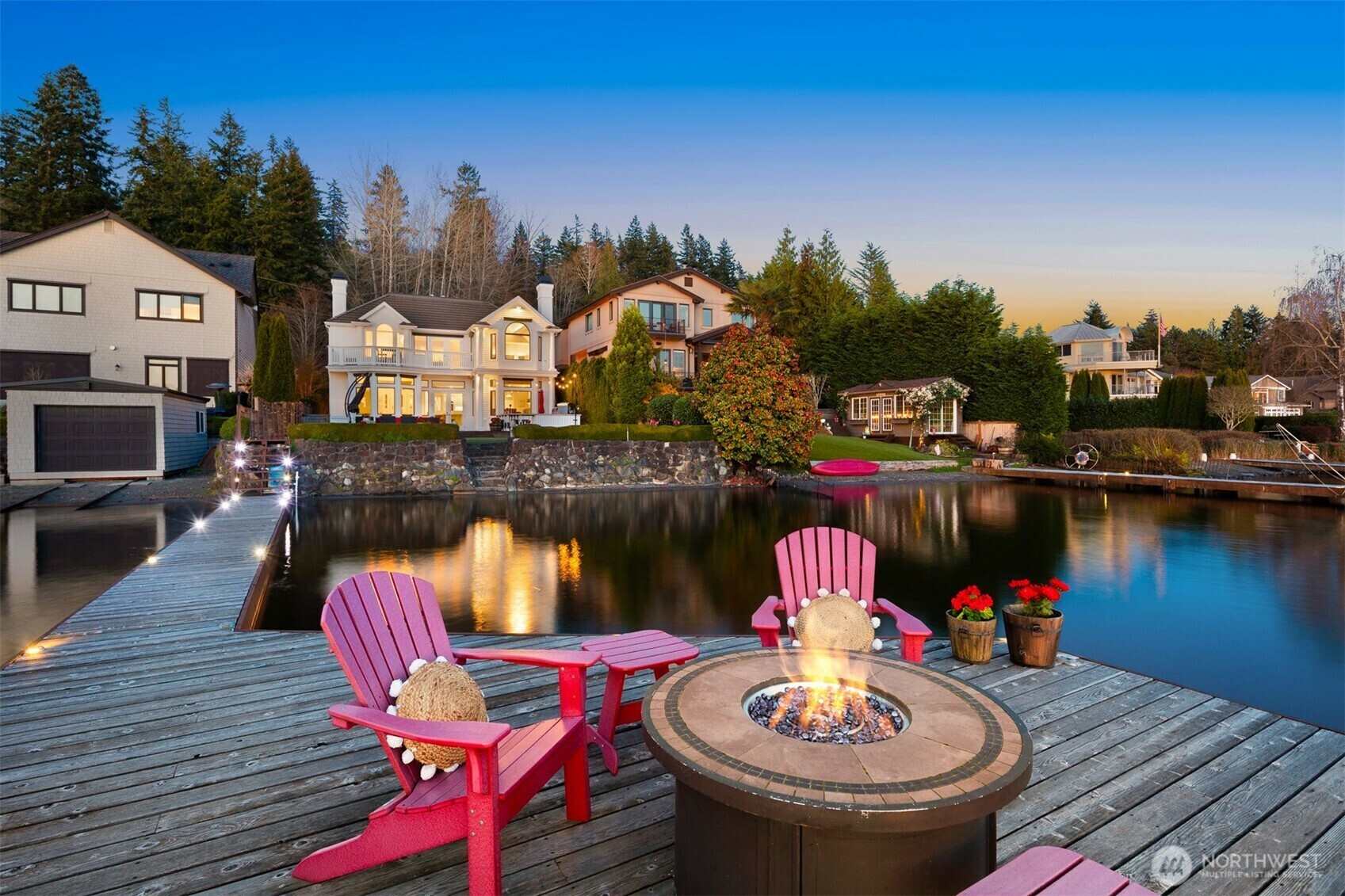 Property Photo: 3671 E Lake Sammamish Parkway NE WA 98074