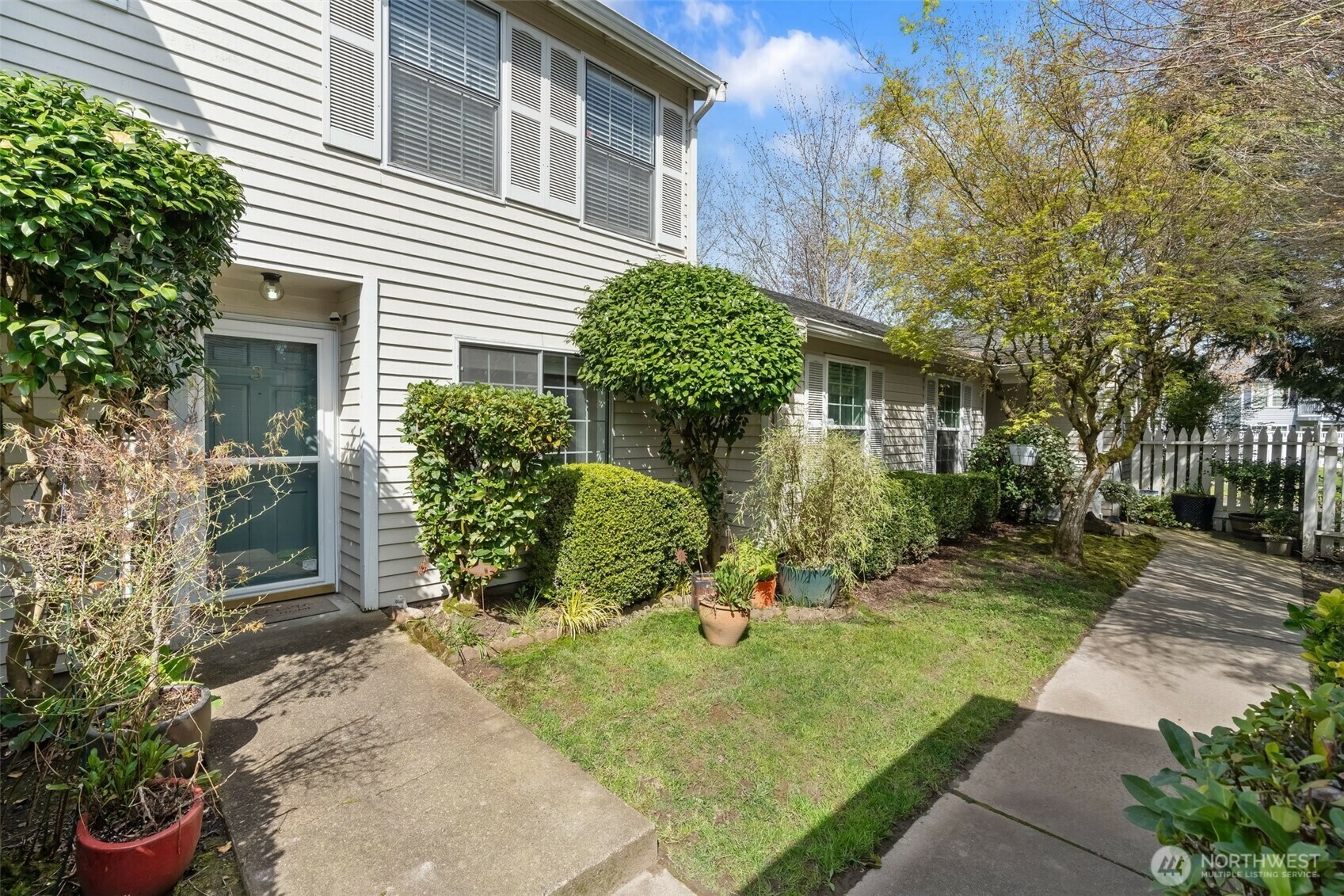 Property Photo: 23955 58th Court S E3 WA 98032