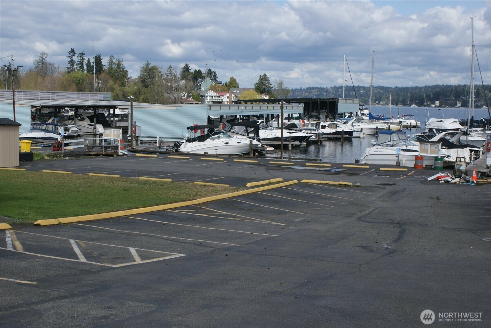 Property Photo: 9050 Seward Park Avenue S 91 WA 98118