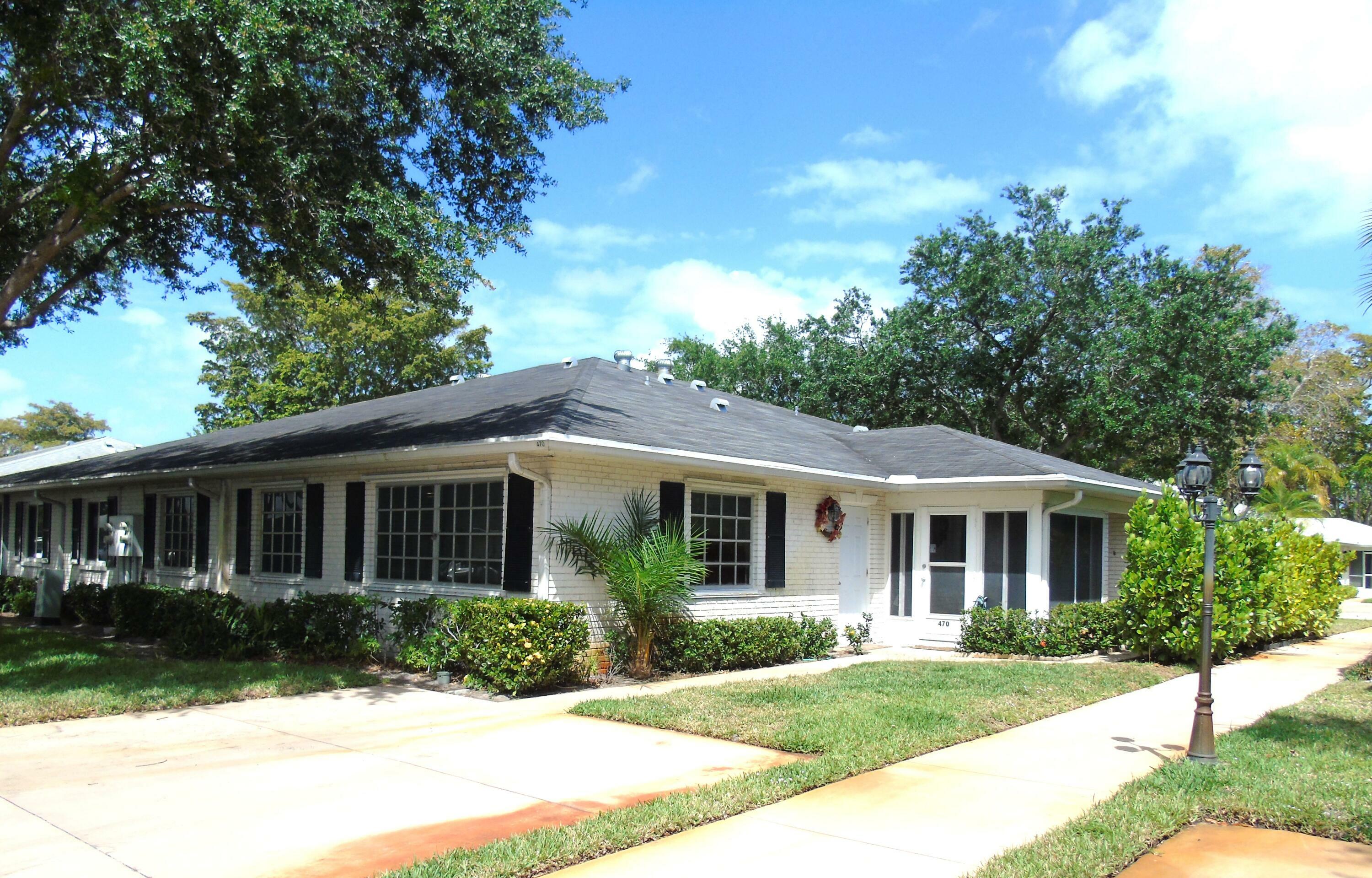 Property Photo: 10132 45th Way S 470 FL 33436