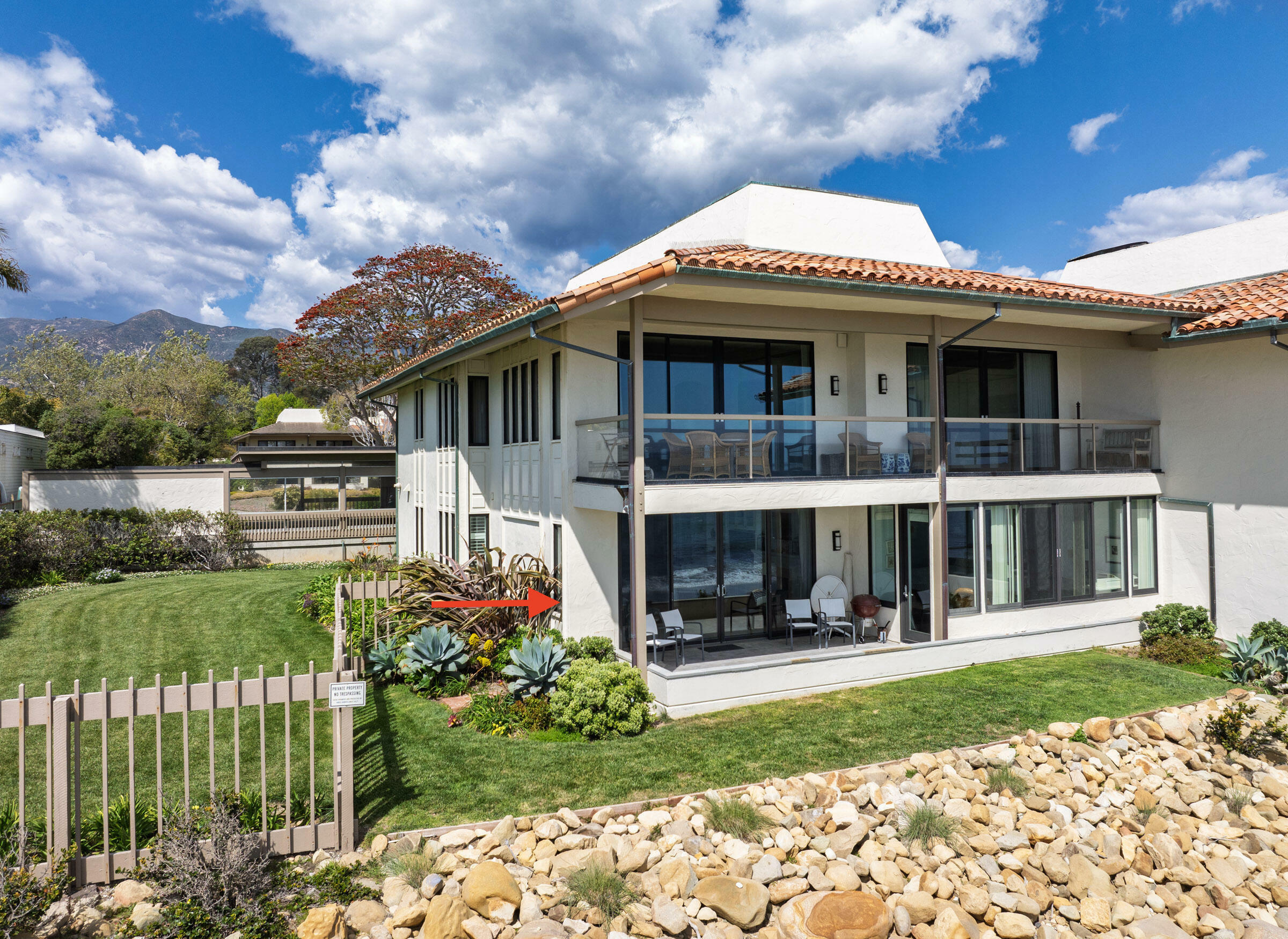 Property Photo: 1301 Plaza Pacifica CA 93108