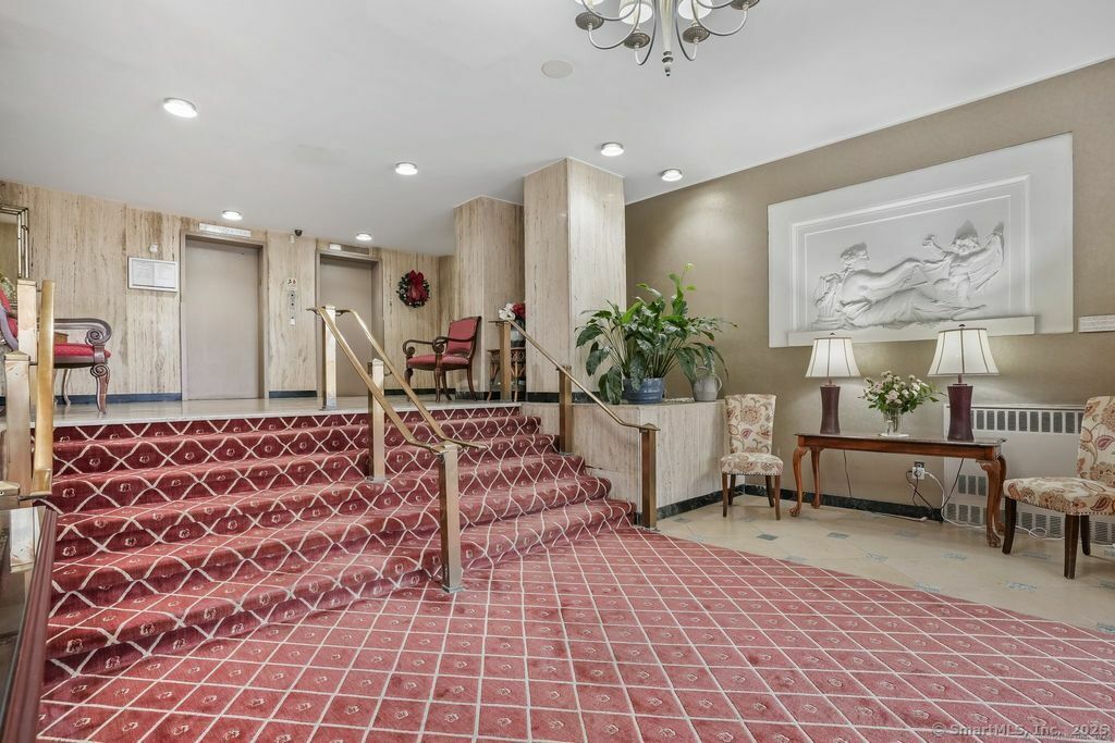 Property Photo: 80 Cartright Street 3K CT 06604