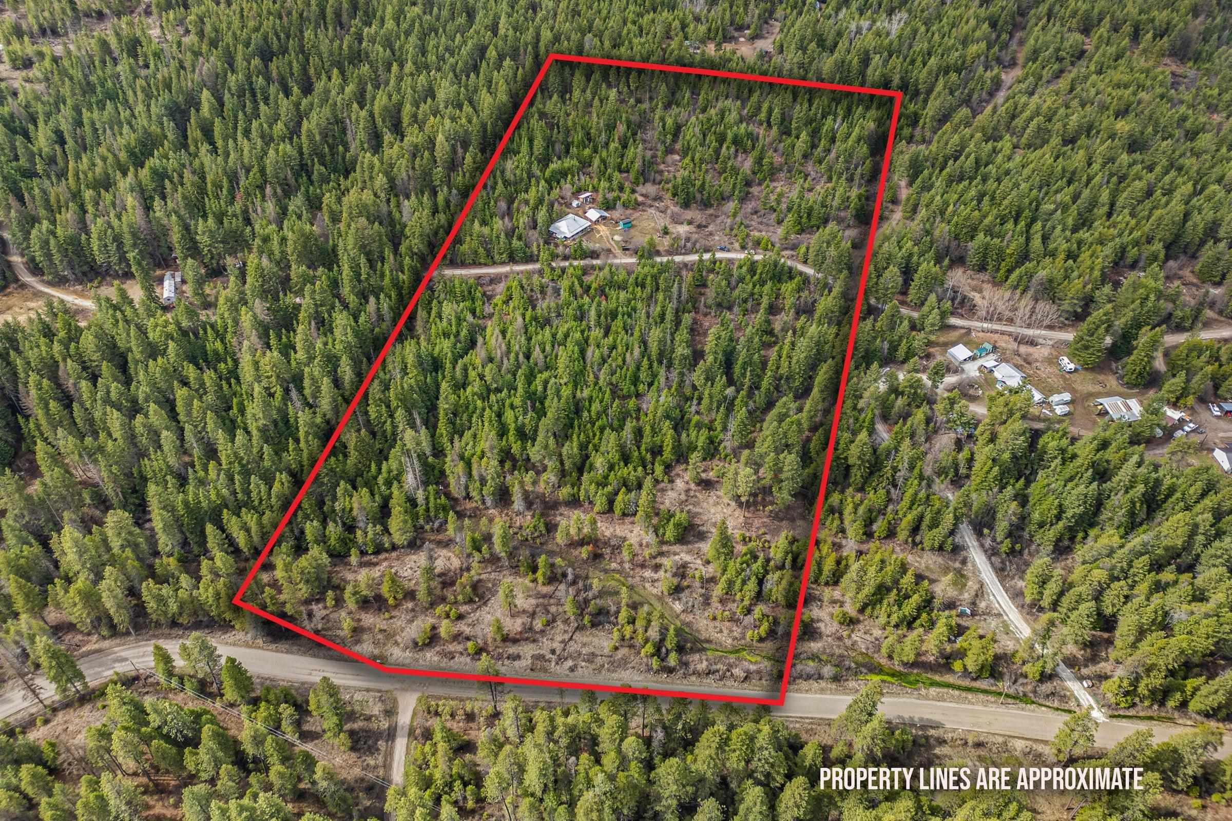 Property Photo: 4351 D Hesseltine Rd WA 99181