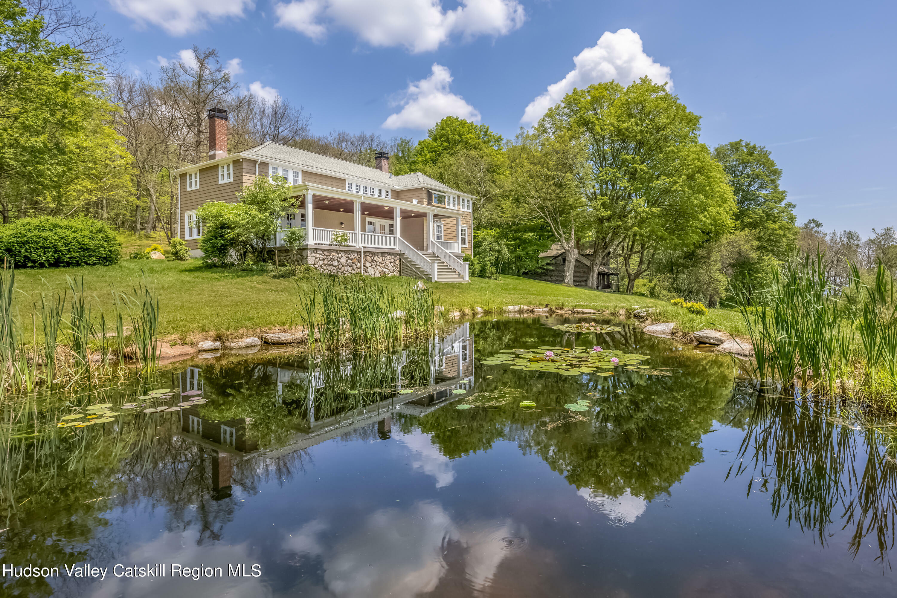 Property Photo: 220 Vista Maria NY 12420
