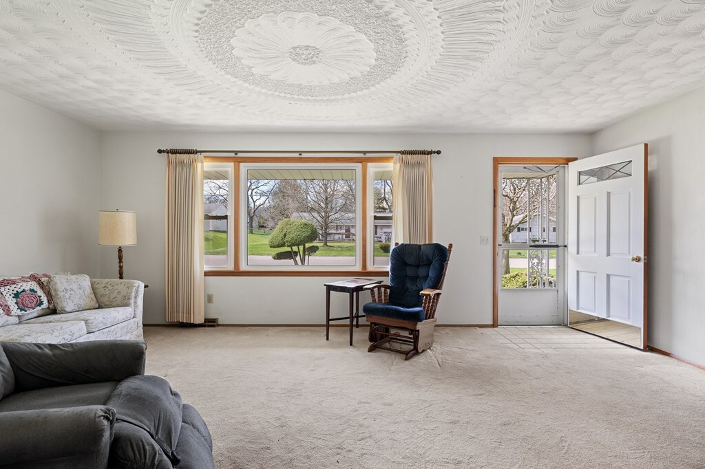 Property Photo: 513 Steele Ave. OH 44805