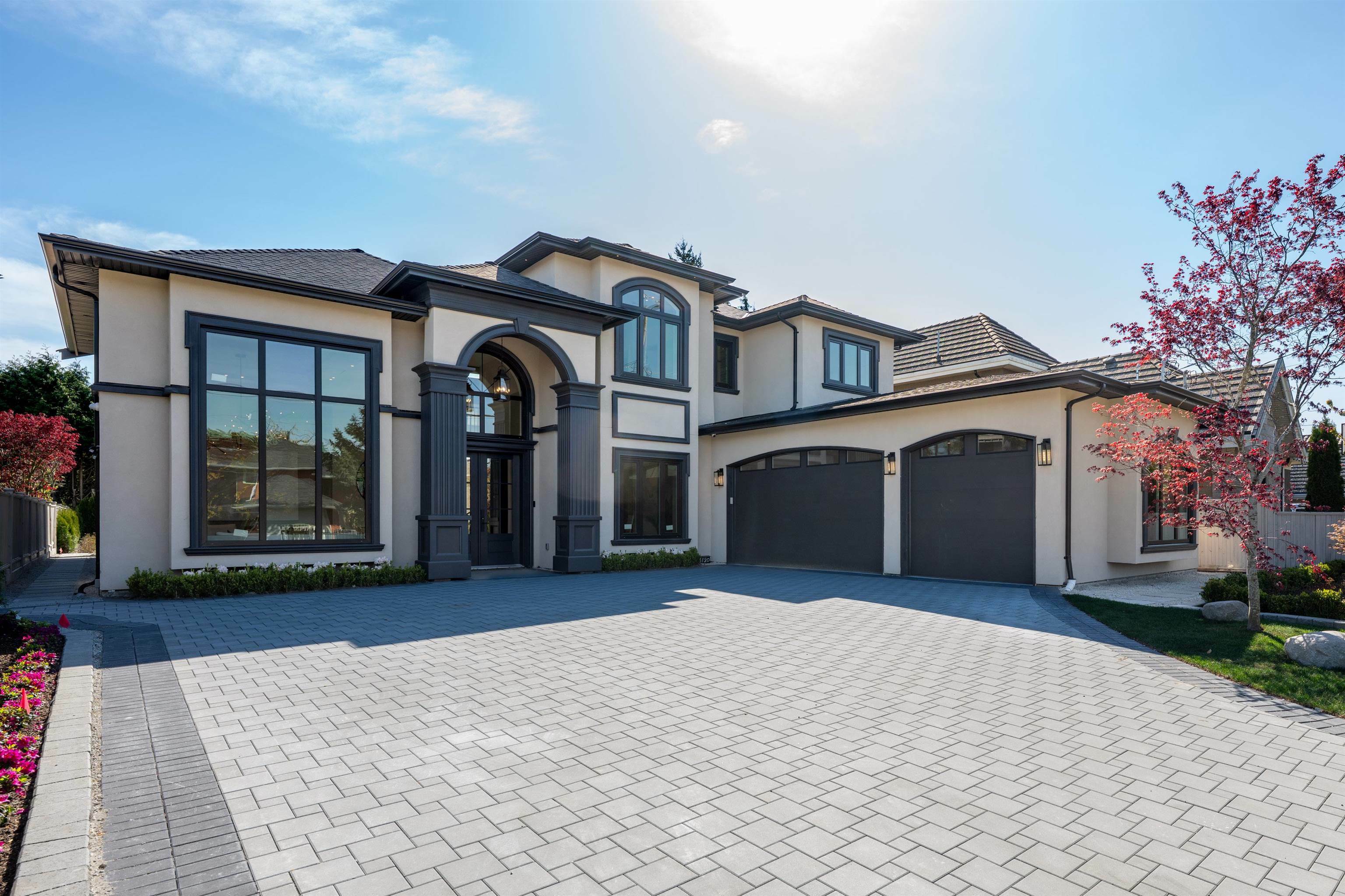 Photo de la propriété:  6120 Maple Road  BC V7E 1G5 