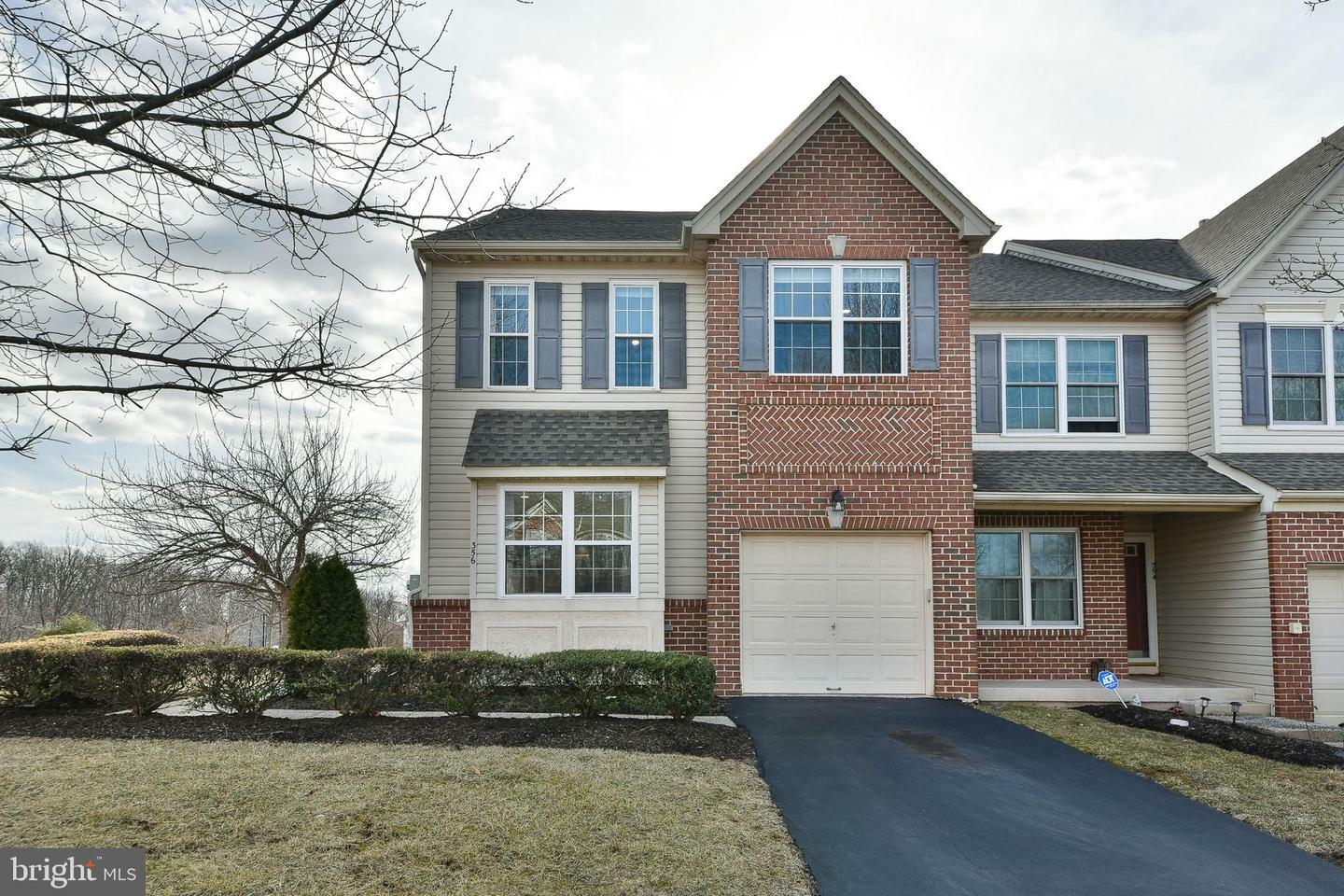 Property Photo: 356 Belcourt Way PA 19438