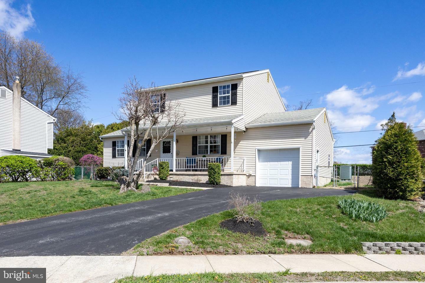 Property Photo: 153 E Phoenix Drive PA 19460