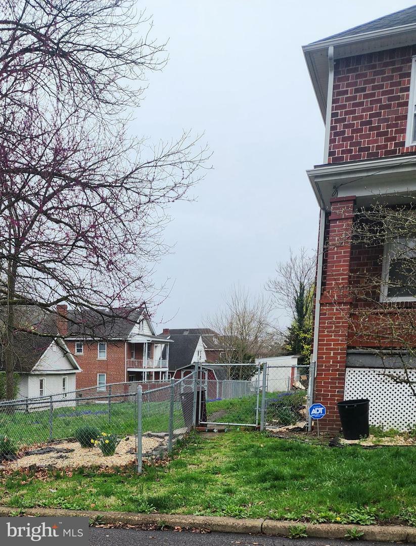 Property Photo: 526-528 Pearre Avenue MD 21502