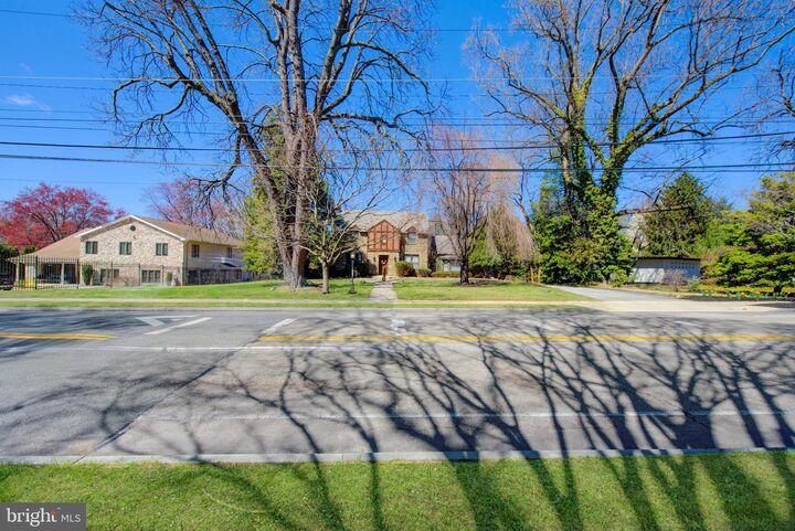 Property Photo:  3425 W School House Lane 29  PA 19129 