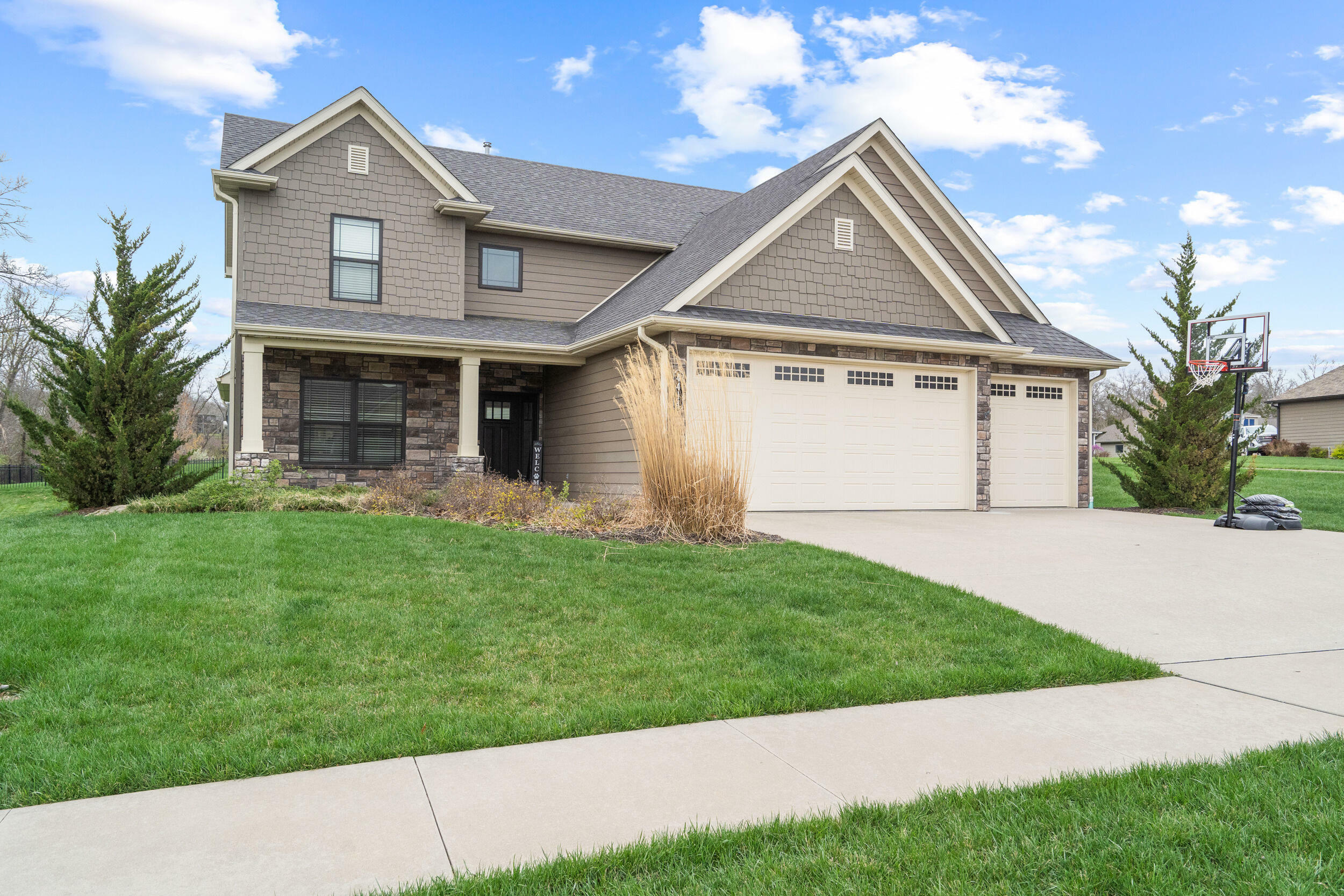 Property Photo: 4414 Canyata Ct MO 65203