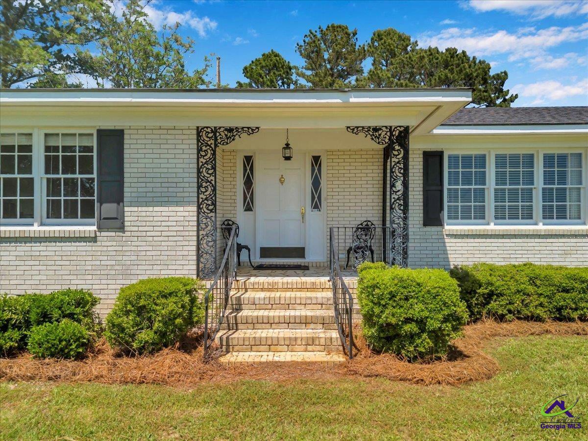 Property Photo: 412 Red Dog Farm Road GA 31014